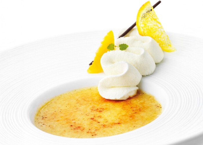 Crème brûlée à l’orange et à la cannelle