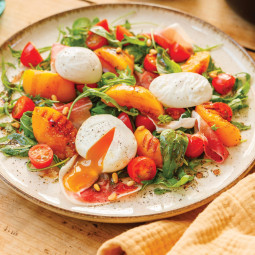 Salade d&rsquo;été à l&rsquo;œuf poché